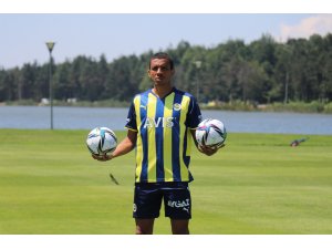 Luiz Gustavo: “Şampiyon olmak zorundayız”