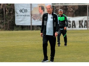 Altay, Mustafa Denizli ile devam ediyor