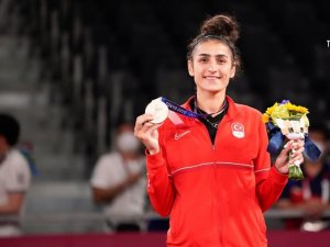 Bursa Büyükşehir’li Hatice Kübra olimpiyatlarda tarih yazdı