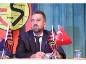 Eskişehirspor’da Başkan Mehmet Şimşek oldu