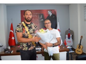 Ali Gürbüz: "Altın kemerin ebedi sahibi olmak istiyorum"