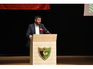 Denizlispor’un yeni başkanı Mehmet Uz oldu