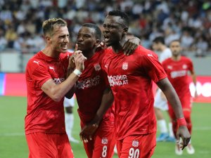 UEFA Avrupa Konferans Ligi: Dinamo Batumi: 1 - Sivasspor: 2 (Maç sonucu)