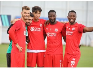 Sivasspor’da, Dinamo Batumi maçı hazırlıkları sürüyor