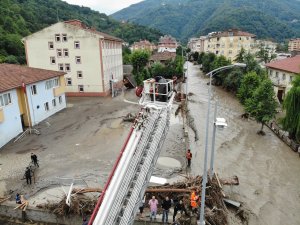 "Gerek afet kaynaklı gerekse de can güvenliği nedeniyle bazı bölgelere elektrik verilememektedir"