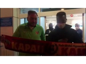 Kayserispor’un yeni transferi Mane geldi