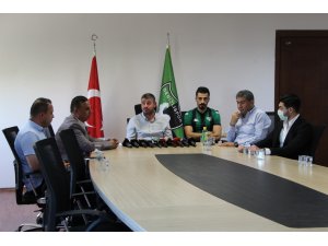 Denizlispor’da transfer yasağı kalktı, ilk transfer açıklandı