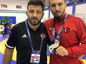 Polat Polatçı ve Muhammed Karavuş gümüş madalya kazandı