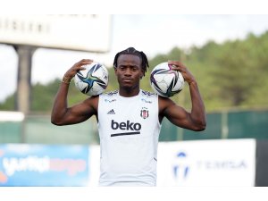 Michy Batshuayi: “İlk hedefim gol atarak takıma katkı vermek”