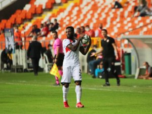 TFF 1. Lig: Adanaspor: 0 - Gençlerbirliği: 0 (İlkyarı sonucu)