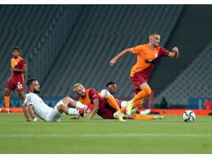 Süper Lig: Galatasaray: 1 - Hatayspor: 1 (İlk yarı)