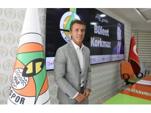 Alanyaspor Bülent Korkmaz ile bir yıllık sözleşme imzaladı