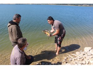 100 sporcu en büyük balığı yakalamak için mücadeleye başladı