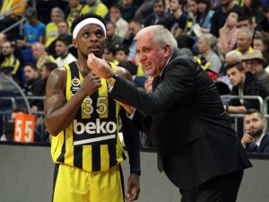 Fenerbahçe’de Ali Muhammed ile yollar ayrıldı