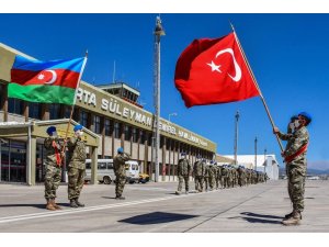 MSB: “Azerbaycan ve Somalili misafir askerler komando eğitimlerini başarıyla tamamladı"