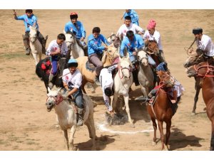 Erciş’te "Ulupamir Kültür Şöleni" gerçekleştirildi