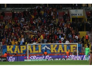 Kayserispor - Galatasaray maçını 7 bin 73 taraftar izledi