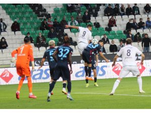 Süper Lig: Konyaspor: 2 - Trabzonspor: 2 (Maç sonucu)