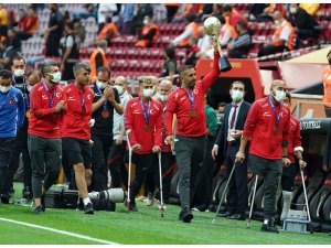 Şampiyon Ampute Futbol Milli Takımı, Galatasaray - Göztepe maçında