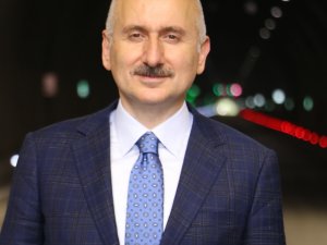 Bakanı Karaismailoğlu: "İstanbul Havalimanı’nda yolcu sayısı 100 milyonu aştı"