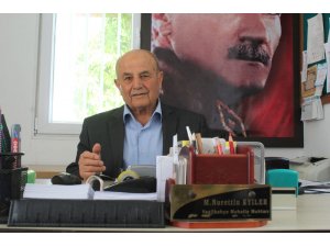 35 yıllık mahallenin 81 yaşındaki 42 yıllık muhtar dedesi