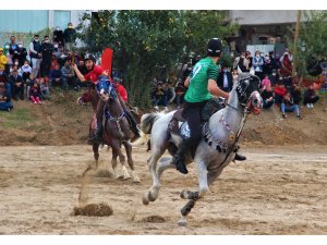 Kocaeli’de cirit şöleni nefes kesti