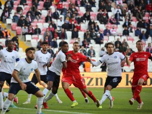 Süper Lig: D.G. Sivasspor: 1 - Adana Demirspor: 1 (Maç sonucu)