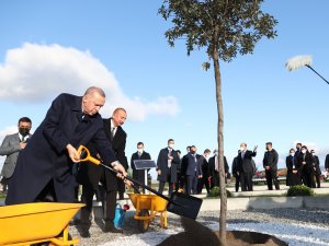 Cumhurbaşkanı Erdoğan ve Aliyev, Zengilan’da Akıllı Tarım Kampüsü’nün temelini attı