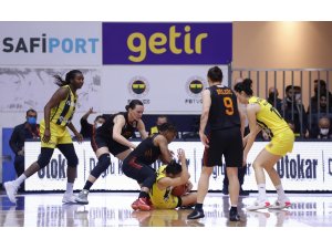 Kadınlar Basketbol Süper Ligi: Fenerbahçe: 74 - Galatasaray: 56