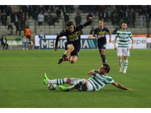 Spor Toto Süper Lig: Konyaspor: 2 - Fenerbahçe: 1 (Maç sonucu)