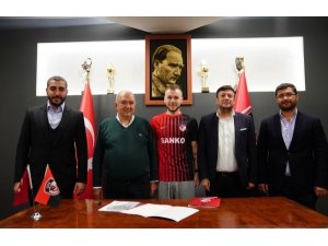 Alexandru Maxim 3 yıl daha Gaziantep FK’da