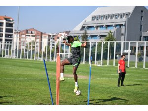 Bursaspor’da Kocaelispor maçı hazırlıkları devam etti