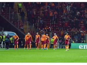 UEFA Avrupa Ligi: Galatasaray: 1 - Lokomotiv Moskova: 1 (Maç sonucu)