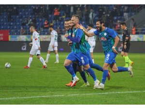 Süper Lig: Çaykur Rizespor: 2 - Aytemiz Alanyaspor: 0 (Maç sonucu)