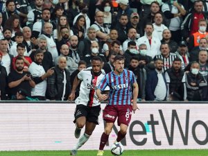 Spor Toto Süper Lig: Beşiktaş: 0 - Trabzonspor: 1 (İlk yarı)