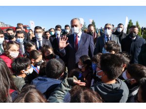 “Ülkemizin geleceği daha yeşil, daha huzurlu, daha güzel olsun duasıyla bugün toprakla buluştuk”