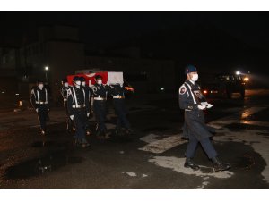 Vefat eden Hakkarili uzman çavuş Özatak için tören düzenlendi