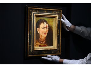 Frida Kahlo’nun otoportresi 34.9 milyon dolara satıldı