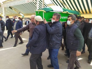 Cani koca beş çocuğunun annesini beş kurşunla öldürdü