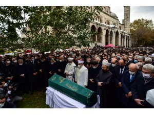 Usta şair Sezai Karakoç son yolculuğuna uğurlandı