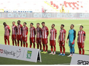 Sivasspor’da zorlu Başakşehir maçı öncesi 5 eksik!