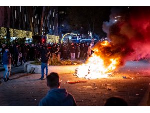 Hollanda’da Covid-19 protestosu