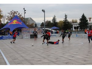 Ankara’dan Katar’a uzanan sokak futbolu heyecanı