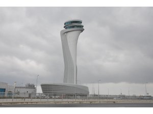 İstanbul Havalimanı’nda hava trafik kontrolörlerinin yoğun mesaisi