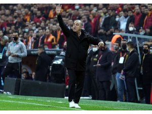 Spor Toto Süper Lig: Galatasaray: 1 - Fenerbahçe: 2 (Maç sonucu)