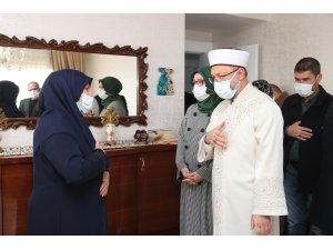 Diyanet İşleri Başkanı Erbaş’tan katledilen Başak Cengiz’in ailesine ziyaret