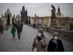 Slovakya’da iki haftalık karantina kararı