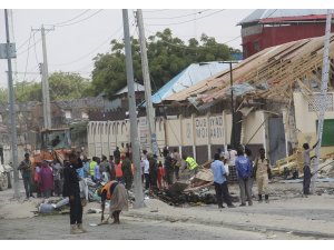 Mogadişu’daki bombalı saldırının bilançosu belli oldu: 8 ölü, 17 yaralı