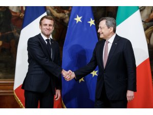 Fransa Cumhurbaşkanı Macron ve İtalya Başbakanı Draghi bir araya geldi