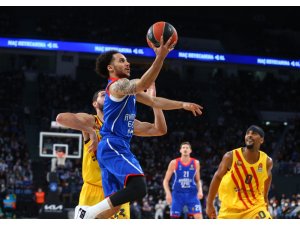 THY Euroleague: Anadolu Efes: 93 - Barcelona: 95